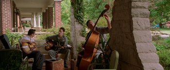 Movie still from “Walk the Line” (2005), directed by James Mangold – Wide shot, Low angle