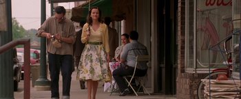 Movie still from “Walk the Line” (2005), directed by James Mangold – Medium shot, Low angle