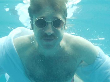 Movie still from “Colectivo Da Silva - Marina d’Or” (2019), directed by Kirkpatrick Buffet – Close Up shot, High angle