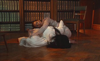 Movie still from “Andrzej Mrozek - Międzysmak” (2019), directed by Łukasz Zabłocki – Wide shot, High angle