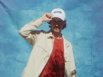 Movie still from “Colectivo Da Silva - Marisol” (2019), directed by Kirkpatrick Buffet – Medium shot, High angle