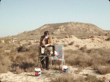Movie still from “Los Ojos - Por wasap” (2019), directed by Kirkpatrick Buffet – Wide shot, High angle