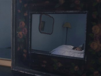 Movie still from “Gracie Gray - Morphine” (2019), directed by Michael Priestley – Medium shot, High angle