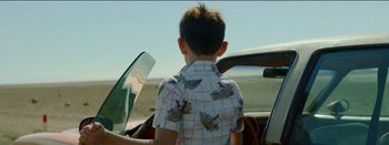 Movie still from “Kadebostany - Mind If I Stay” (2019), directed by Hasan Kuyucu – Medium shot, Over the shoulder angle