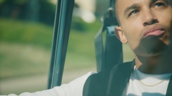 Movie still from “Leven Kali & Syd - Do U Wrong” (2019), directed by Kevin Lombardo – Close Up shot, Low angle