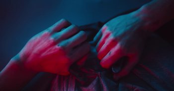 Movie still from “Majetic - Lead Halo” (2019), directed by Jillian Iscaro – Extreme Close Up shot, Overhead angle