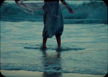 Movie still from “Noé - Pity Party” (2019), directed by Marcella Cytrynowicz – Wide shot, High angle