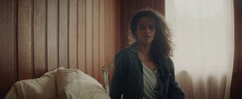 Movie still from “Vonavi - Sunburst feat. Run Rivers” (2019), directed by Daniel Uribe – Close Up shot, Over the shoulder angle