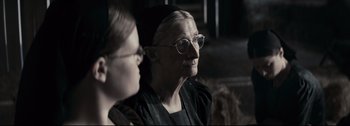 Movie still from “Women Talking” (2022), directed by Sarah Polley – Close Up shot, Over the shoulder angle