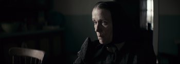 Movie still from “Women Talking” (2022), directed by Sarah Polley – Close Up shot, Over the shoulder angle