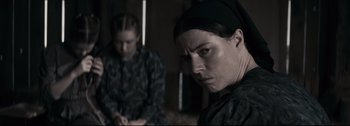 Movie still from “Women Talking” (2022), directed by Sarah Polley – Close Up shot, Over the shoulder angle