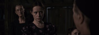 Movie still from “Women Talking” (2022), directed by Sarah Polley – Close Up shot, Over the shoulder angle