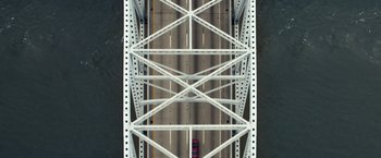 Movie still from “10 Cloverfield Lane” (2016), directed by Dan Trachtenberg – Extreme Wide shot, Overhead angle