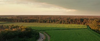 Movie still from “10 Cloverfield Lane” (2016), directed by Dan Trachtenberg – Extreme Wide shot, High angle