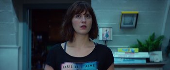 Movie still from “10 Cloverfield Lane” (2016), directed by Dan Trachtenberg – Close Up shot, Over the shoulder angle