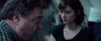 Movie still from “10 Cloverfield Lane” (2016), directed by Dan Trachtenberg – Close Up shot, Over the shoulder angle