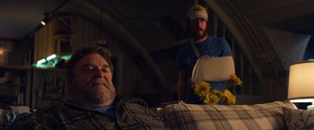 Movie still from “10 Cloverfield Lane” (2016), directed by Dan Trachtenberg – Medium shot, Over the shoulder angle