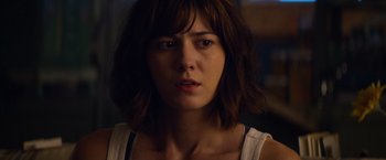 Movie still from “10 Cloverfield Lane” (2016), directed by Dan Trachtenberg – Close Up shot, Over the shoulder angle