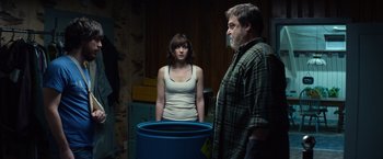 Movie still from “10 Cloverfield Lane” (2016), directed by Dan Trachtenberg – Medium shot, Over the shoulder angle