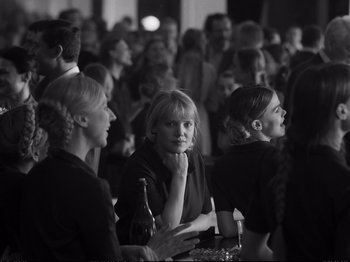 Movie still from “Cold War” (2018), directed by Pawel Pawlikowski – Medium shot, Over the shoulder angle