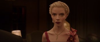 Movie still from “Amsterdam” (2022), directed by David O. Russell – Close Up shot, Over the shoulder angle