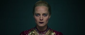 Movie still from “I, Tonya” (2017), directed by Craig Gillespie – A person wearing a necklace; Close Up shot, Low angle