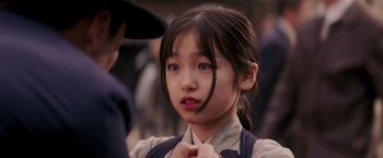 Movie still from “Memoirs of a Geisha” (2005), directed by Rob Marshall – Close Up shot, Over the shoulder angle