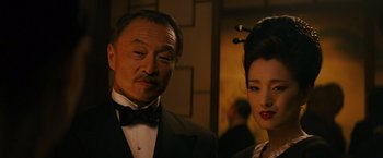Movie still from “Memoirs of a Geisha” (2005), directed by Rob Marshall – Close Up shot, Over the shoulder angle