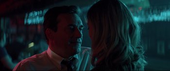 Movie still from “Richard Jewell” (2019), directed by Clint Eastwood – A man and a woman in a dark room; Close Up shot, Over the shoulder angle