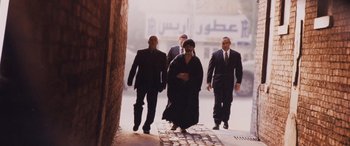 Movie still from “The Accountant” (2016), directed by Gavin O'Connor – Wide shot, Low angle