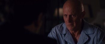 Movie still from “The Accountant” (2016), directed by Gavin O'Connor – Close Up shot, Over the shoulder angle