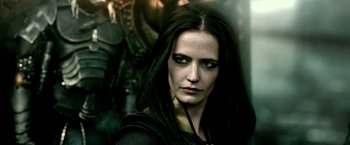 Movie still from “300: Rise of an Empire” (2014), directed by Noam Murro – A person with long black hair; Close Up shot, Over the shoulder angle