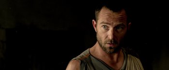 Movie still from “300: Rise of an Empire” (2014), directed by Noam Murro – A person with a beard; Close Up shot, Over the shoulder angle