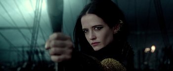 Movie still from “300: Rise of an Empire” (2014), directed by Noam Murro – A person holding a sword; Close Up shot, Over the shoulder angle