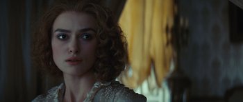 Movie still from “The Duchess” (2008), directed by Saul Dibb – Close Up shot, Over the shoulder angle