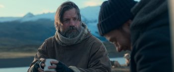 Movie still from “Against the Ice” (2022), directed by Peter Flinth – Medium shot, Over the shoulder angle