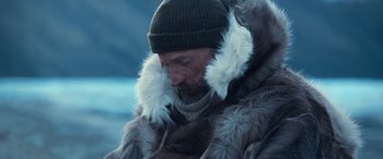 Movie still from “Against the Ice” (2022), directed by Peter Flinth – Close Up shot, High angle