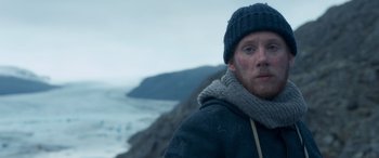 Movie still from “Against the Ice” (2022), directed by Peter Flinth – Close Up shot, Low angle