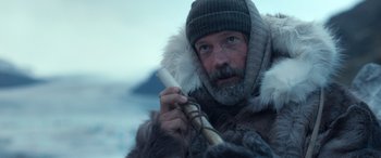 Movie still from “Against the Ice” (2022), directed by Peter Flinth – Close Up shot, Low angle