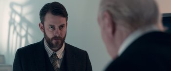 Movie still from “Against the Ice” (2022), directed by Peter Flinth – Close Up shot, Over the shoulder angle