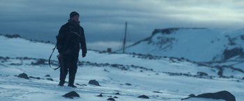 Movie still from “Against the Ice” (2022), directed by Peter Flinth – Wide shot, Low angle