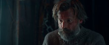 Movie still from “Against the Ice” (2022), directed by Peter Flinth – Close Up shot, Over the shoulder angle