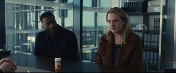 Movie still from “The Invisible Man” (2020), directed by Leigh Whannell – Medium shot, Over the shoulder angle