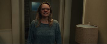 Movie still from “The Invisible Man” (2020), directed by Leigh Whannell – Medium shot, Over the shoulder angle