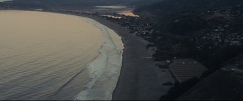 Movie still from “The Invisible Man” (2020), directed by Leigh Whannell – Extreme Wide shot, High angle