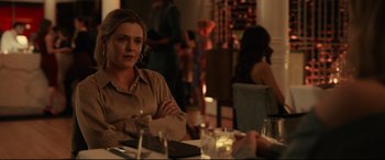 Movie still from “The Invisible Man” (2020), directed by Leigh Whannell – Medium shot, Over the shoulder angle