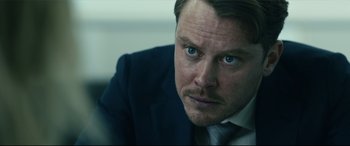 Movie still from “The Invisible Man” (2020), directed by Leigh Whannell – Close Up shot, Over the shoulder angle