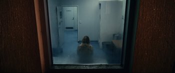 Movie still from “The Invisible Man” (2020), directed by Leigh Whannell – Wide shot, High angle