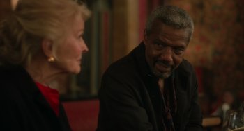 Movie still from “Book Club: The Next Chapter” (2023), directed by Bill Holderman – A man and a woman are sitting at a table; Close Up shot, Over the shoulder angle