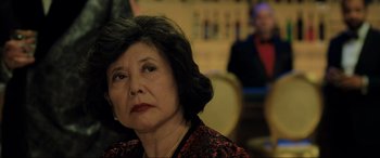 Movie still from “Casino Royale” (2006), directed by Martin Campbell – An older woman is sitting in front of a mirror; Close Up shot, Over the shoulder angle